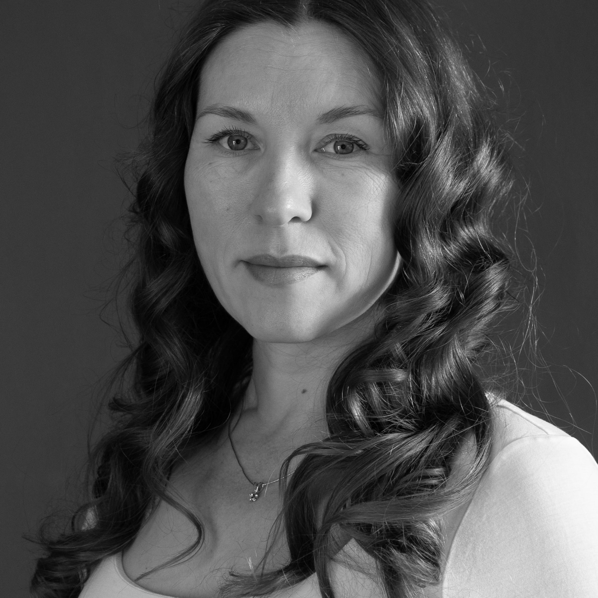 Portrait of Inna Popova, Senior Geologist | 17 Years Experience